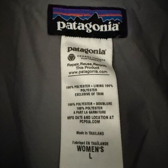 Patagonia Women's Gray Cozy Jacket - Picture 4 of 4